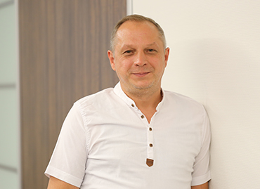 konivet-dimitri-gruslak